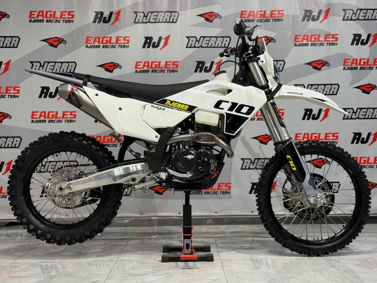 _WhatsApp_2025-10-14 (2)